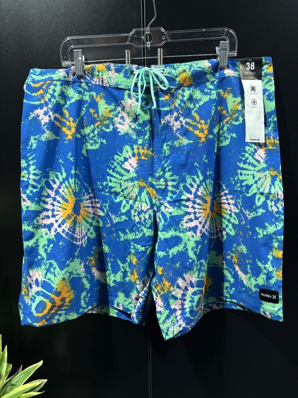 Hurley 8” Inseam,20” outseam,Quick Dry,4 way stretch, tie dye aqua blues,pocket
